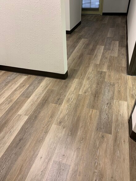 More Photos Of 20941-20945 Devonshire St, Chatsworth Medical For Lease