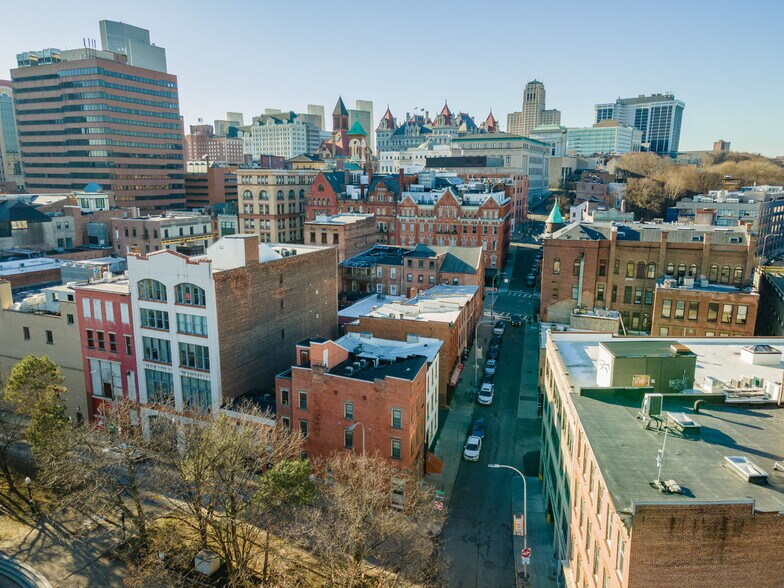 More Photos Of 46 Columbia St, Albany Office For Sale