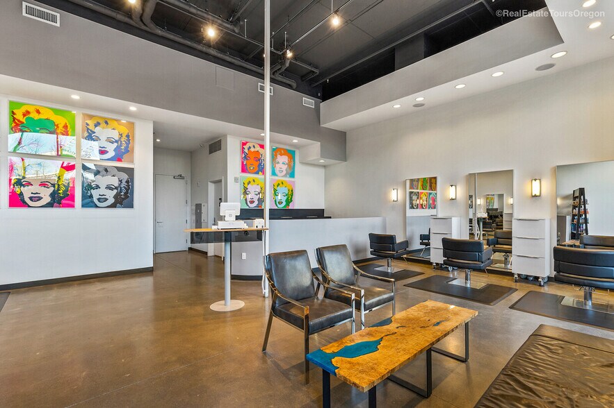 More Photos Of 1022 NW Overton St, Portland Multifamily For Sale