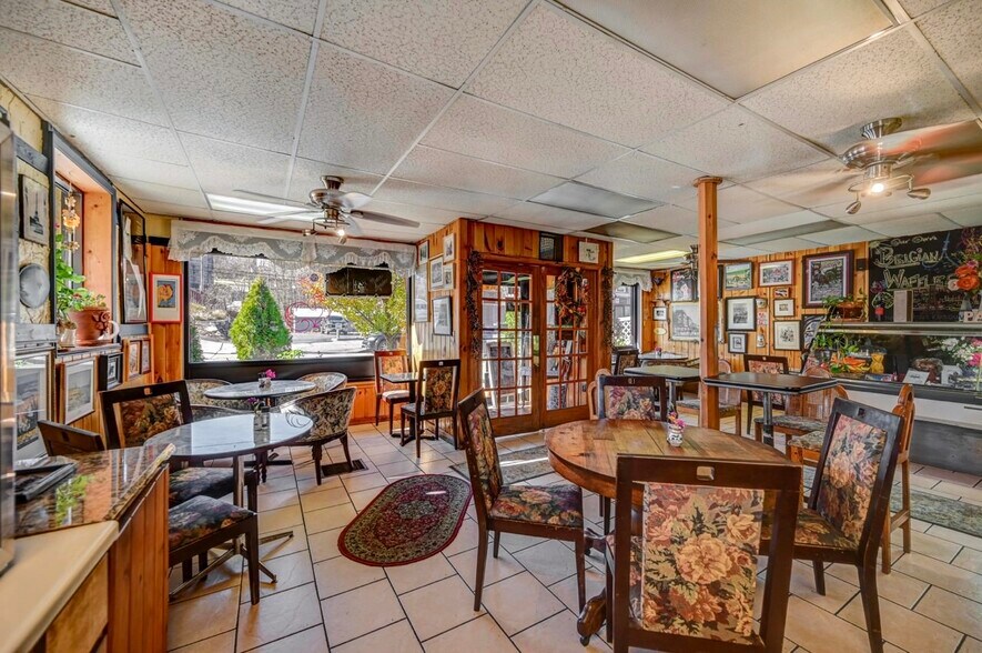 More Photos Of 501 Main St, Honesdale Restaurant For Sale