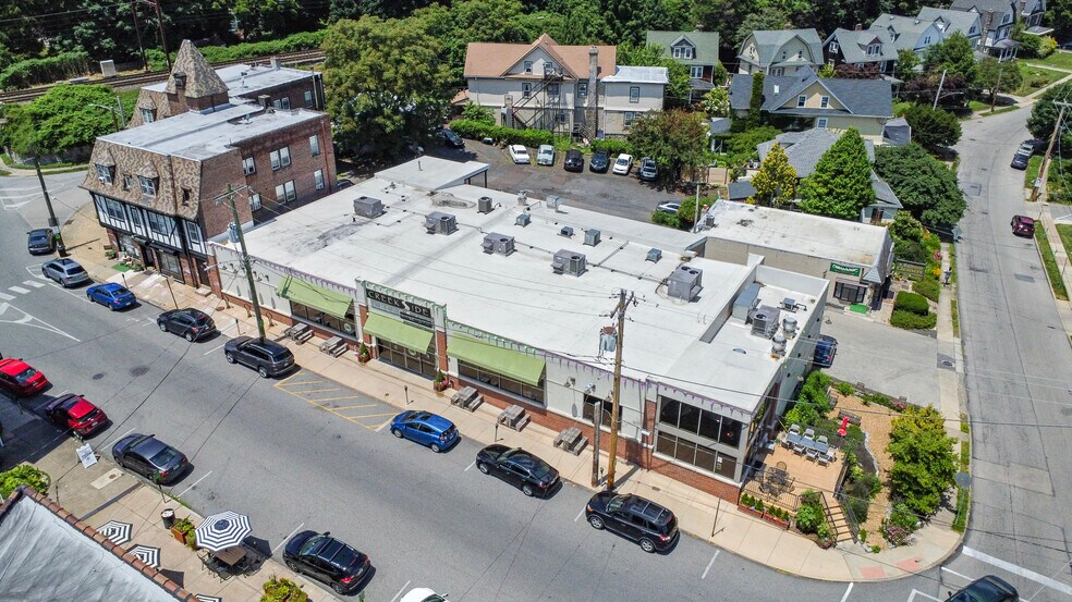 More Photos Of 7909 High School Rd, Elkins Park Restaurant For Lease