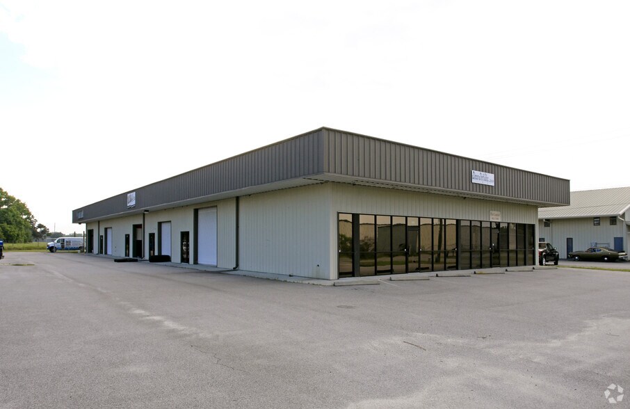 More Photos Of 124 Goshen Road Ext, Rincon Light Manufacturing For Lease