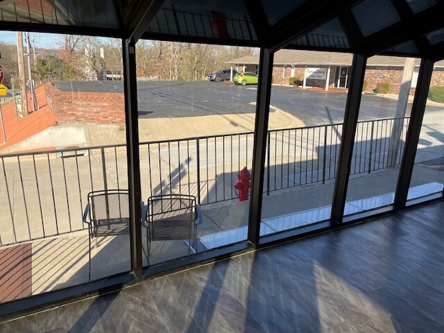 More Photos Of 502 N 3rd St, Ozark Storefront Retail Office For Sale