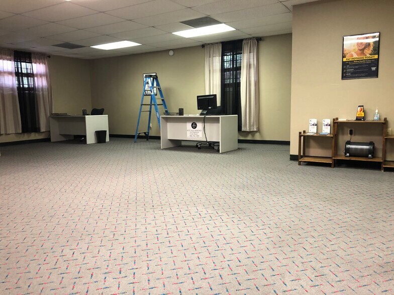 More Photos Of 2273 Barataria Blvd, Marrero Loft Creative Space For Lease