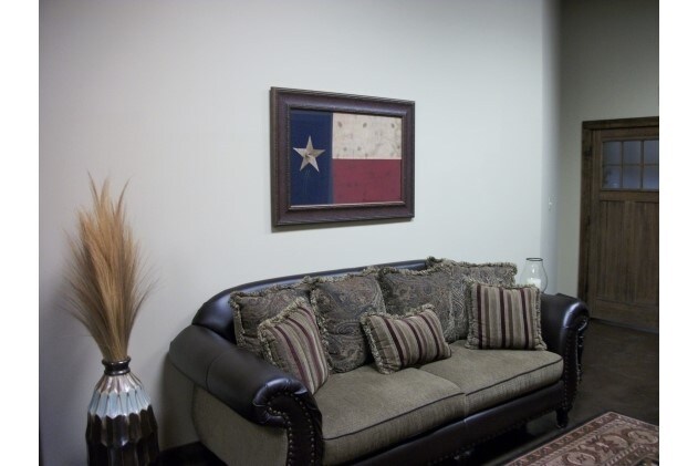 More Photos Of 621 N Main St, Grapevine Office For Sale