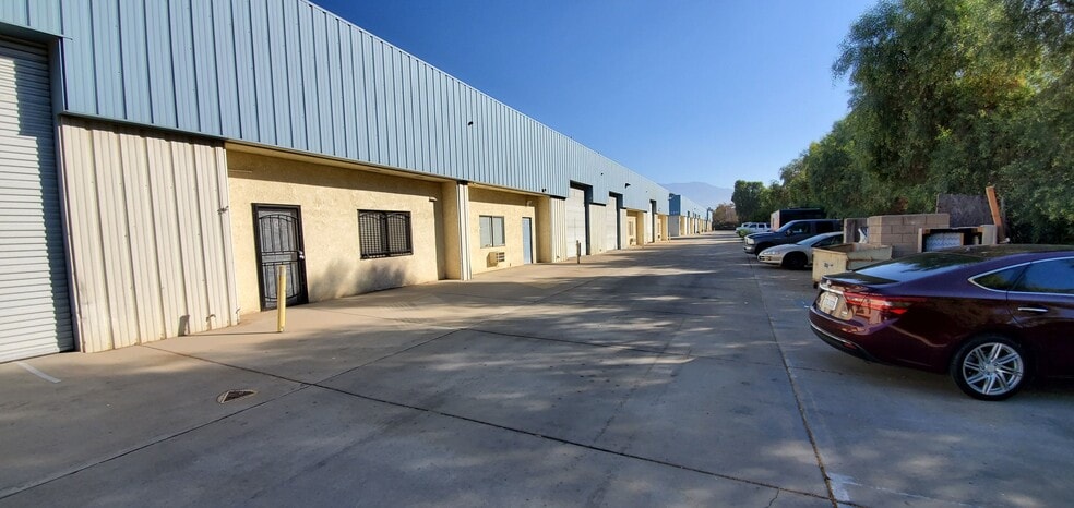 More Photos Of 1231 S Buena Vista St, San Jacinto Service For Sale