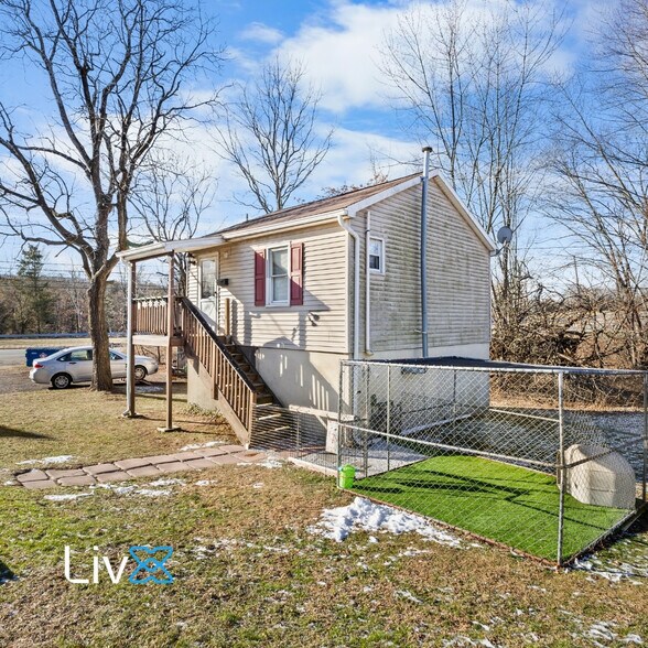 More Photos Of 1090 Route 22, Lebanon Restaurant For Sale