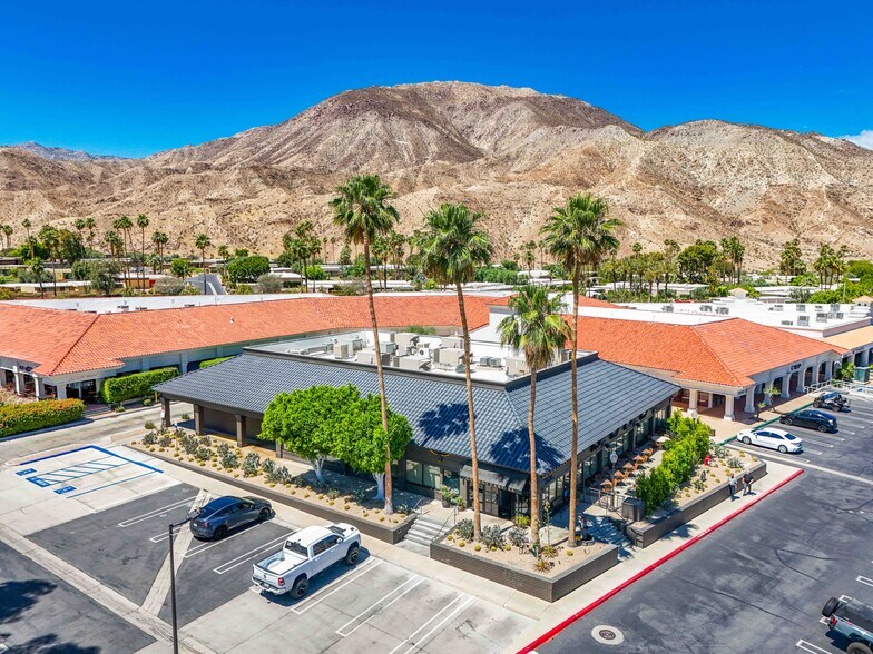 More Photos Of 72620 El Paseo, Palm Desert Restaurant For Sale