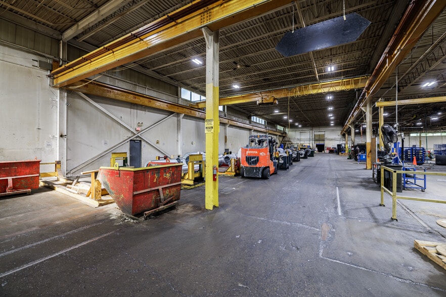 More Photos Of 100 Pixley Industrial Pky, Rochester Manufacturing For Sale