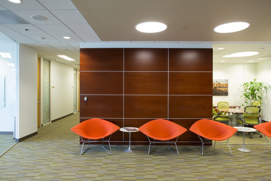 More Photos Of 100 Spectrum Center Dr, Irvine Office For Lease