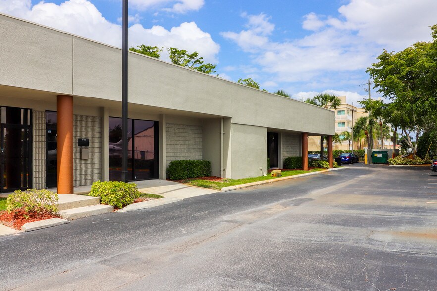 More Photos Of 2700 W Cypress Creek Rd, Fort Lauderdale Unknown For Lease