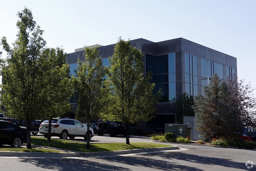 More Photos Of 1725 E 1450 S, Clearfield Unknown For Lease