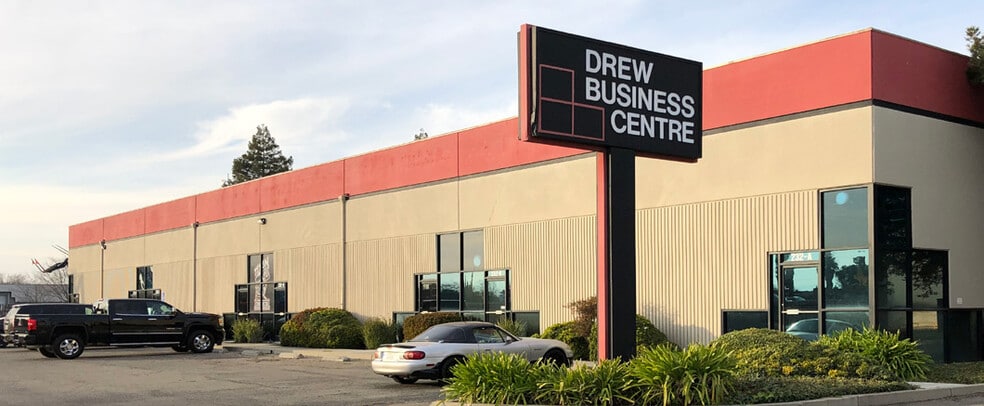 More Photos Of 252 W Larch Rd, Tracy Unknown For Lease