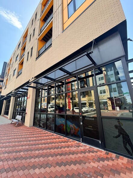 More Photos Of 229 S Delaware St, Indianapolis Unknown For Lease