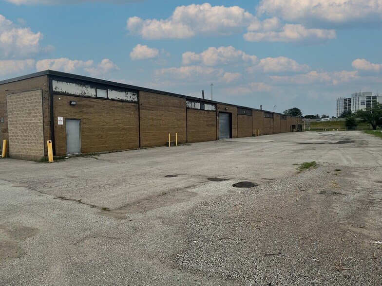 More Photos Of 110 Ronson Dr, Toronto Manufacturing For Sale