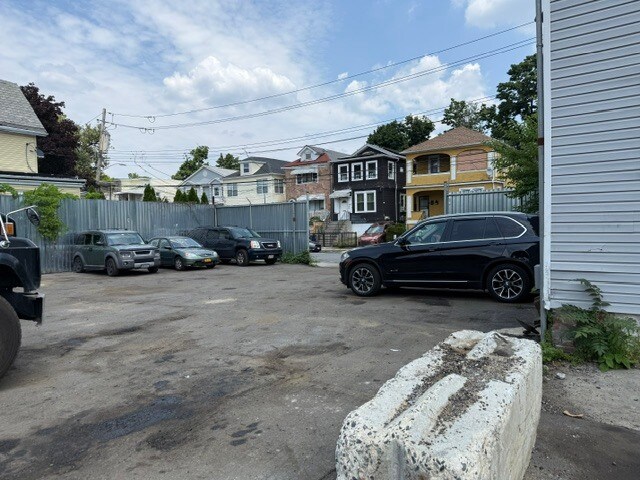 More Photos Of 156-158 S 12th Ave, Mount, Mount Vernon Land For Sale