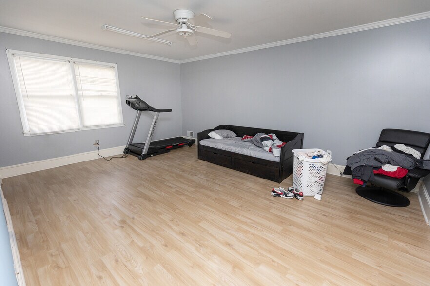 More Photos Of 330 S Culver St, Lawrenceville Loft Creative Space For Sale
