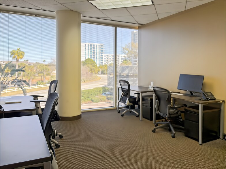 More Photos Of 3001 N Rocky Point Dr E, Tampa Coworking Space