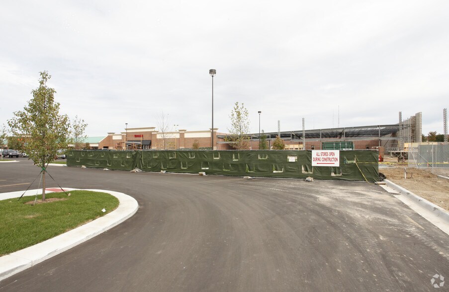 More Photos Of 43075-43271 Crescent Blvd, Novi Unknown For Lease