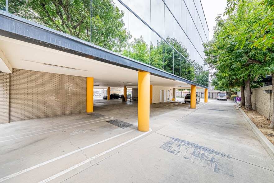 More Photos Of 980 Atlantic Ave, Long Beach Medical For Sale