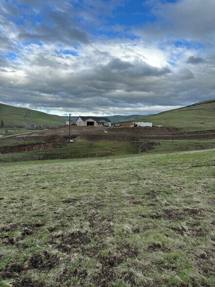 More Photos Of 46054 McKay Creek Rd, Pilot Rock Land For Sale