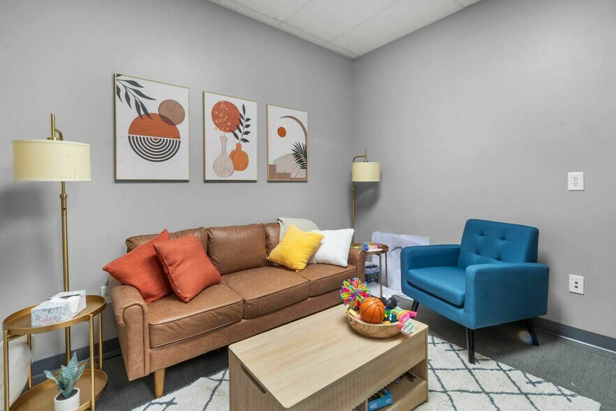 More Photos Of 695 Pro Med Ln, Carmel Medical For Sale