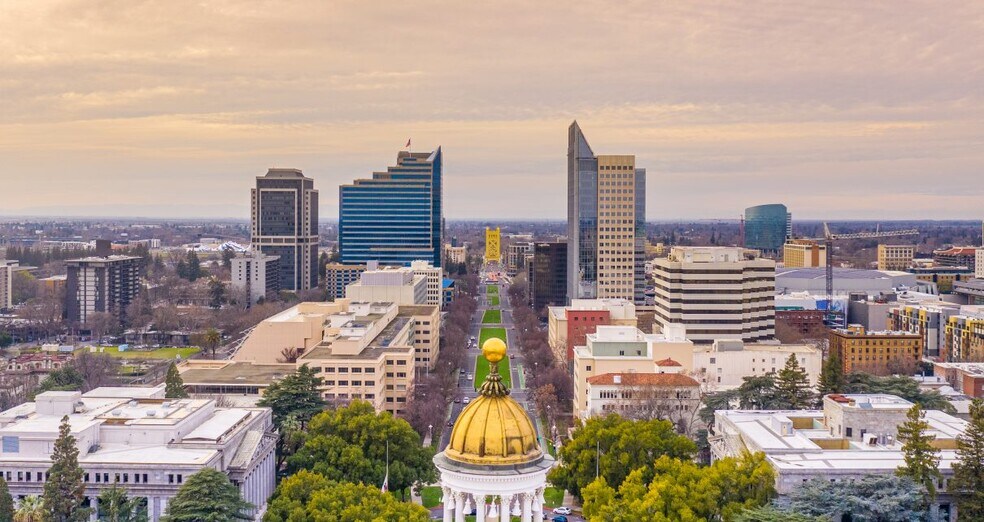 More Photos Of 918 J St, Sacramento Office Residential For Sale