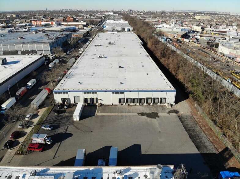 More Photos Of 10101 Avenue D, Brooklyn Distribution For Lease