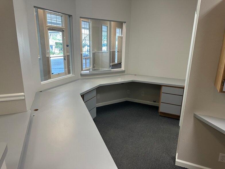 More Photos Of 643-649 W East Ave, Chico Medical For Sale