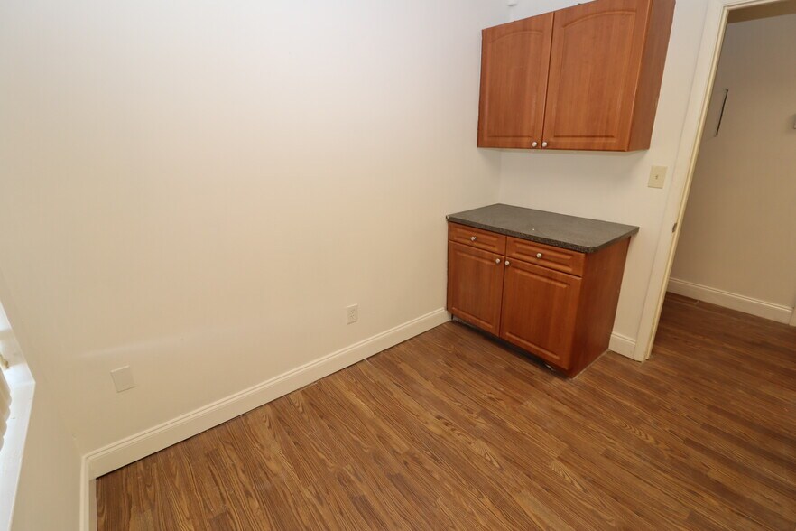 More Photos Of 6731-6755 Sunset Strip, Sunrise Unknown For Lease