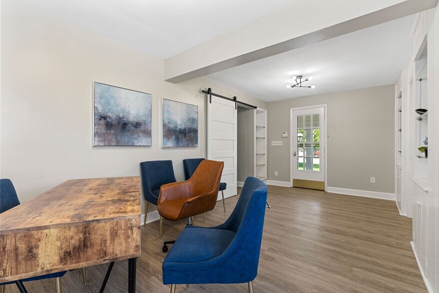 More Photos Of 454 Big Hill Ave, Richmond Office For Sale