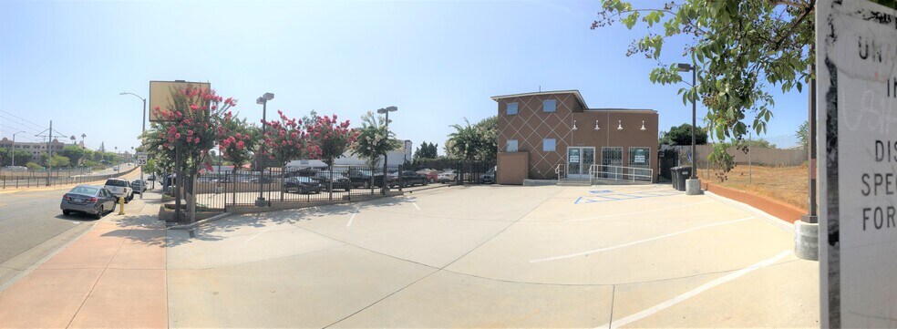 More Photos Of 4620-4620 1/2 E 3rd St, Los Angeles Storefront Retail Office For Sale