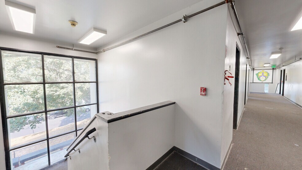 More Photos Of 700 NE California St, Pullman Apartments For Sale