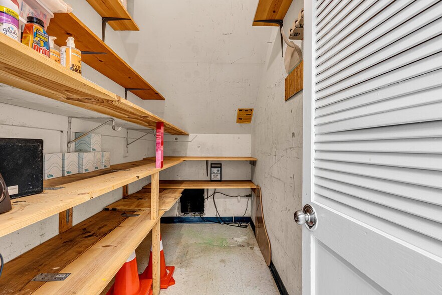 More Photos Of 62 Hance Ave, Tinton Falls Schools For Lease