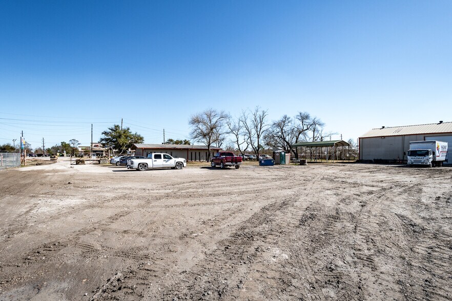 More Photos Of 8325 Miller Road 2, Houston Warehouse For Sale