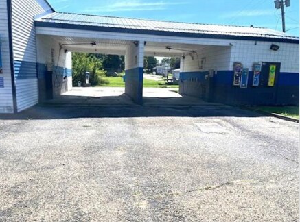 More Photos Of 260 Columbia St, Leetonia Carwash For Sale