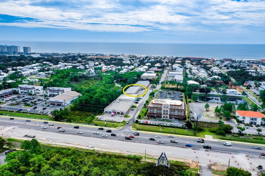 More Photos Of 101 Business Centre Dr, Miramar Beach Service For Lease