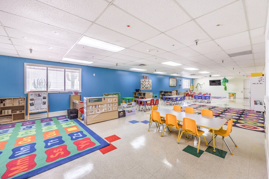 More Photos Of 2560 N Green Valley Pky, Henderson Daycare Center For Sale