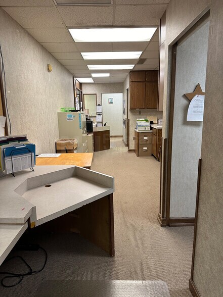 More Photos Of 6693 N Chestnut St, Ravenna Medical For Sale