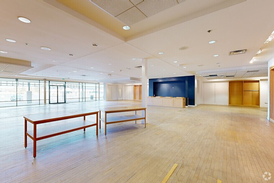 More Photos Of 5601-5753 McWhinney Blvd, Loveland General Retail For Sale