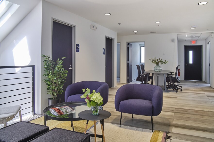 More Photos Of 319 E Chapel Hill St, Durham Office For Sale