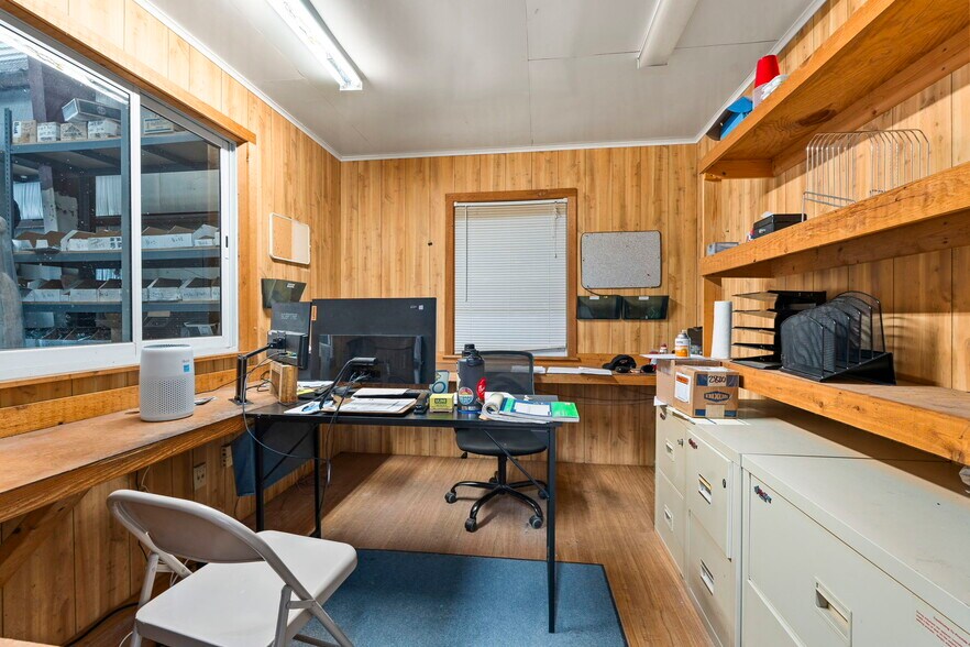 More Photos Of 16050 Orange Ave, Fort Pierce Warehouse For Sale