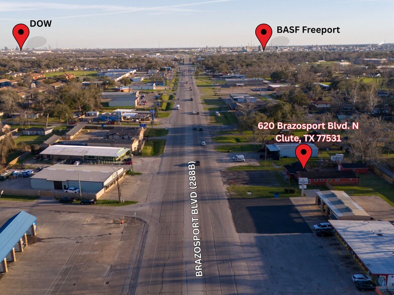 More Photos Of 620 Brazosport Blvd N, Clute Flex For Lease