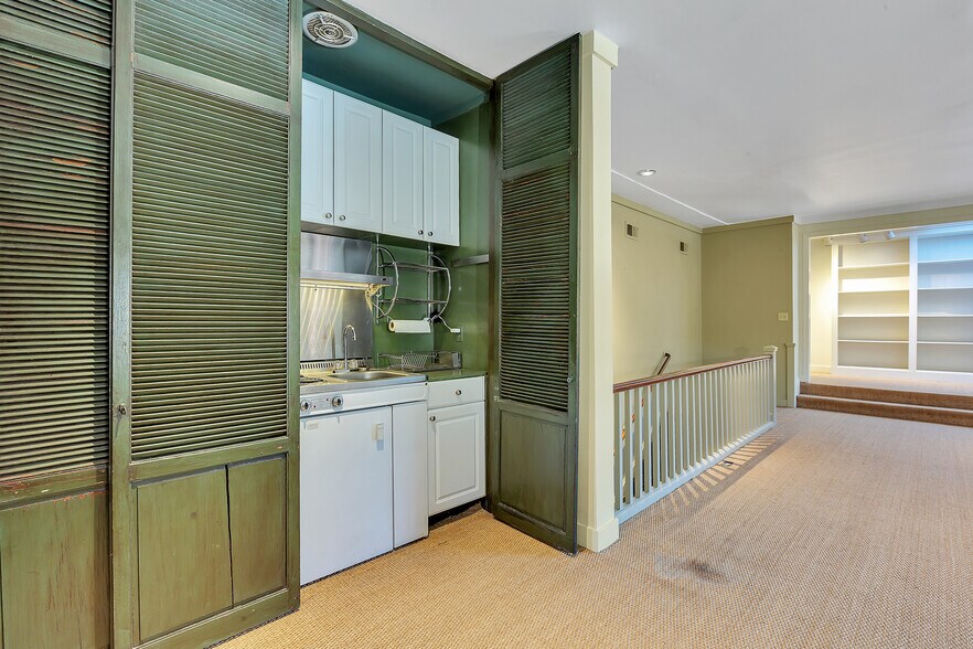 More Photos Of 575 10th St, San Francisco Warehouse For Sale