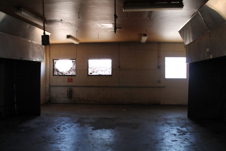 More Photos Of 4820 Avenue Q, Lubbock Industrial For Sale