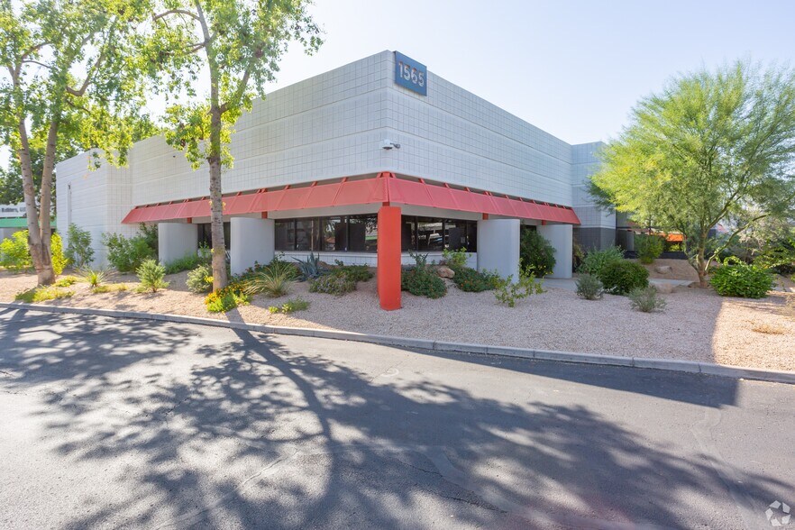 More Photos Of 1575 W University Dr, Tempe Unknown For Lease