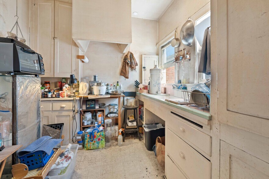 More Photos Of 3616 W Washington Blvd, Los Angeles Apartments For Sale