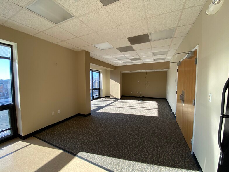 More Photos Of 943 Glenwood Station Ln, Charlottesville Medical For Lease