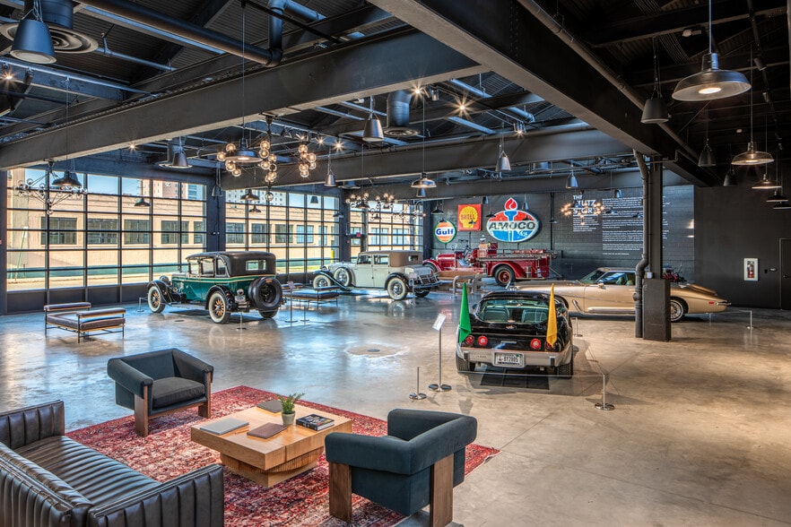 More Photos Of 1020-1090 N Capitol Ave, Indianapolis Loft Creative Space For Lease