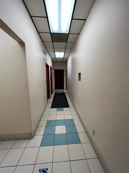 More Photos Of 1500 Genesee St, Utica Medical For Lease